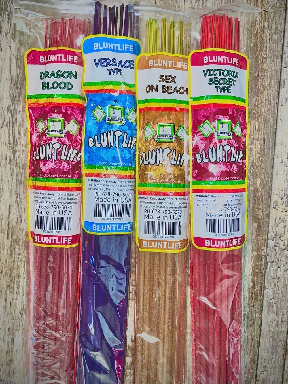 60 incense Sticks
x6 packs of BluntLife Incense
10 sticks per pk
60 sticks total - Picture 6 of 10